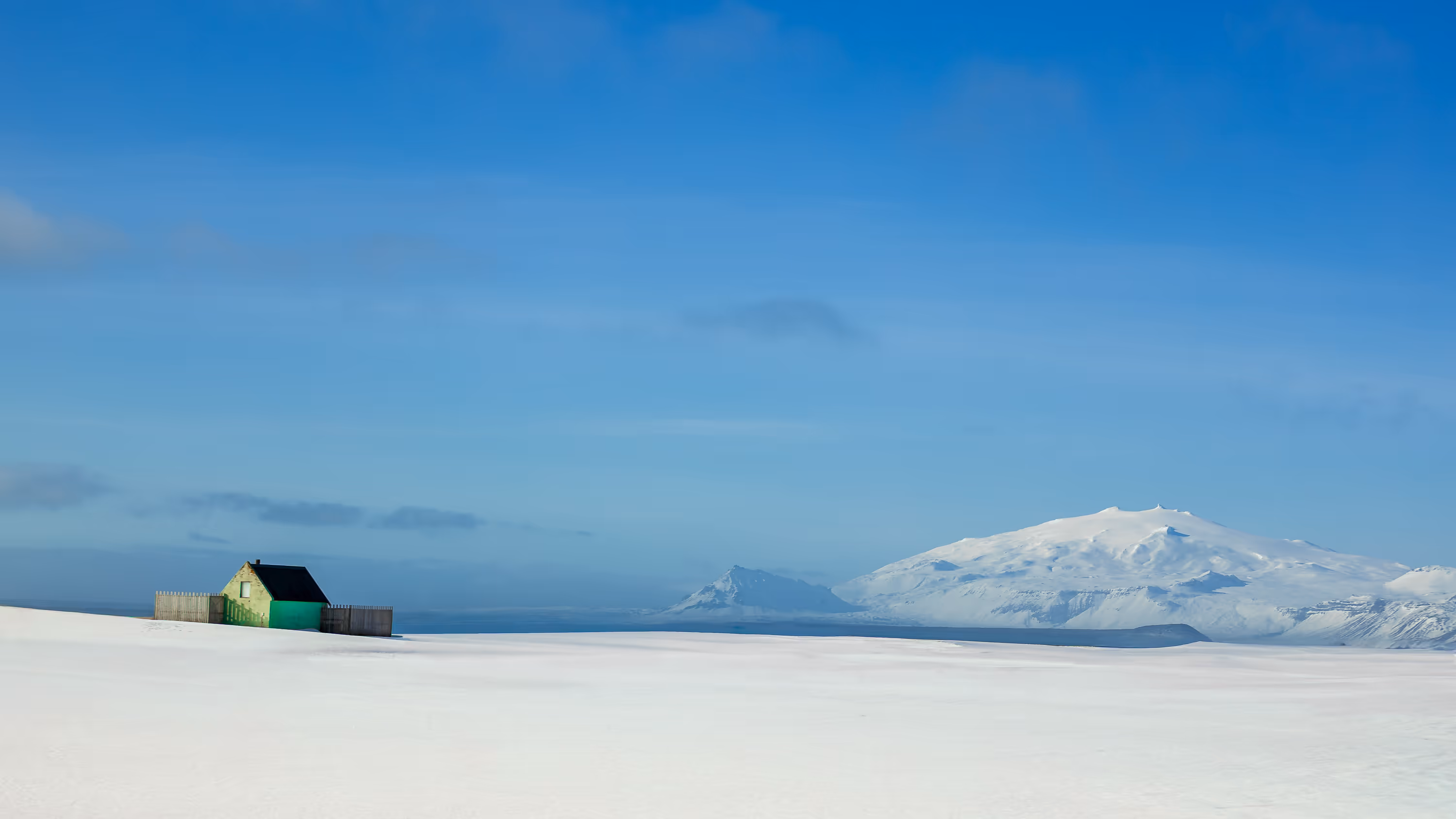 Minimal Iceland landscape photograph 3
