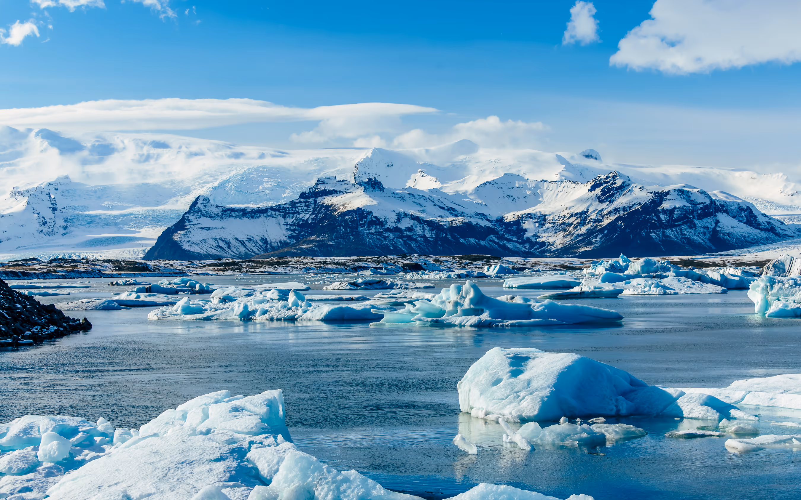 Minimal Iceland landscape photograph 4
