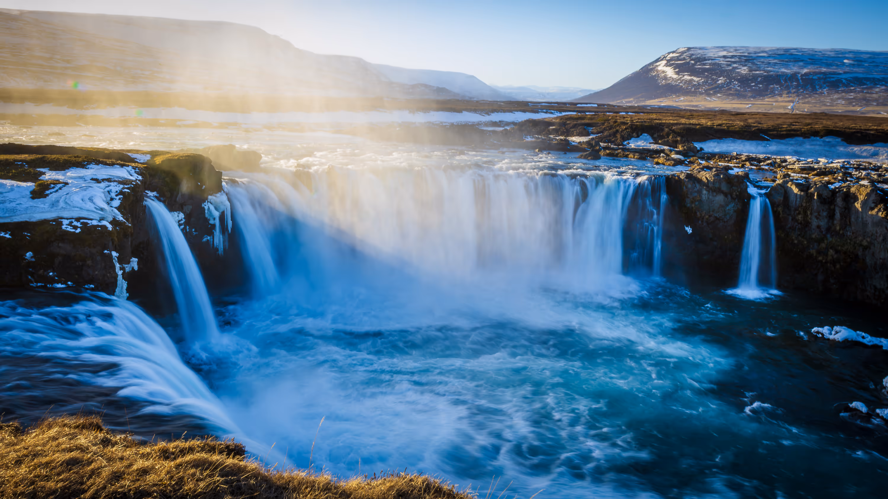 Minimal Iceland landscape photograph 10